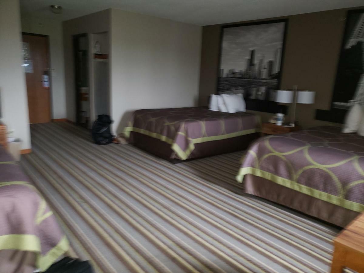 Super 8 By Wyndham Watseka Hotel Exterior foto